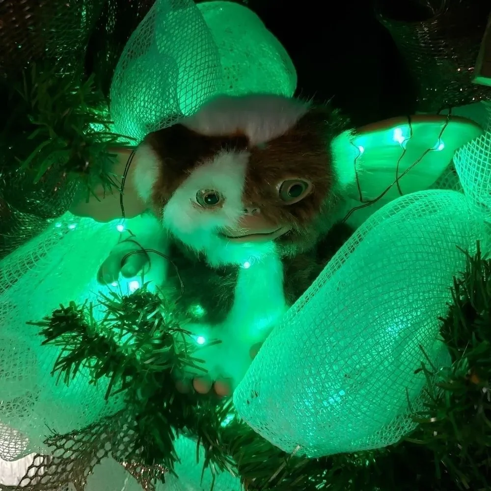 Gizmo Wreath Gremlins Movie 80's Classic Christmas Wreath with Lights